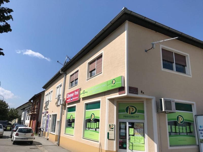 Sobe Zimmer Frei Pozega Exteriör bild